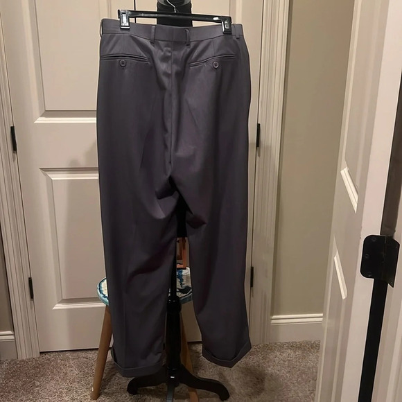 EUC Men’s Gray Riccardo Designed in Italy Dress Slacks 32 x 20. Pristine. - Picture 3 of 3